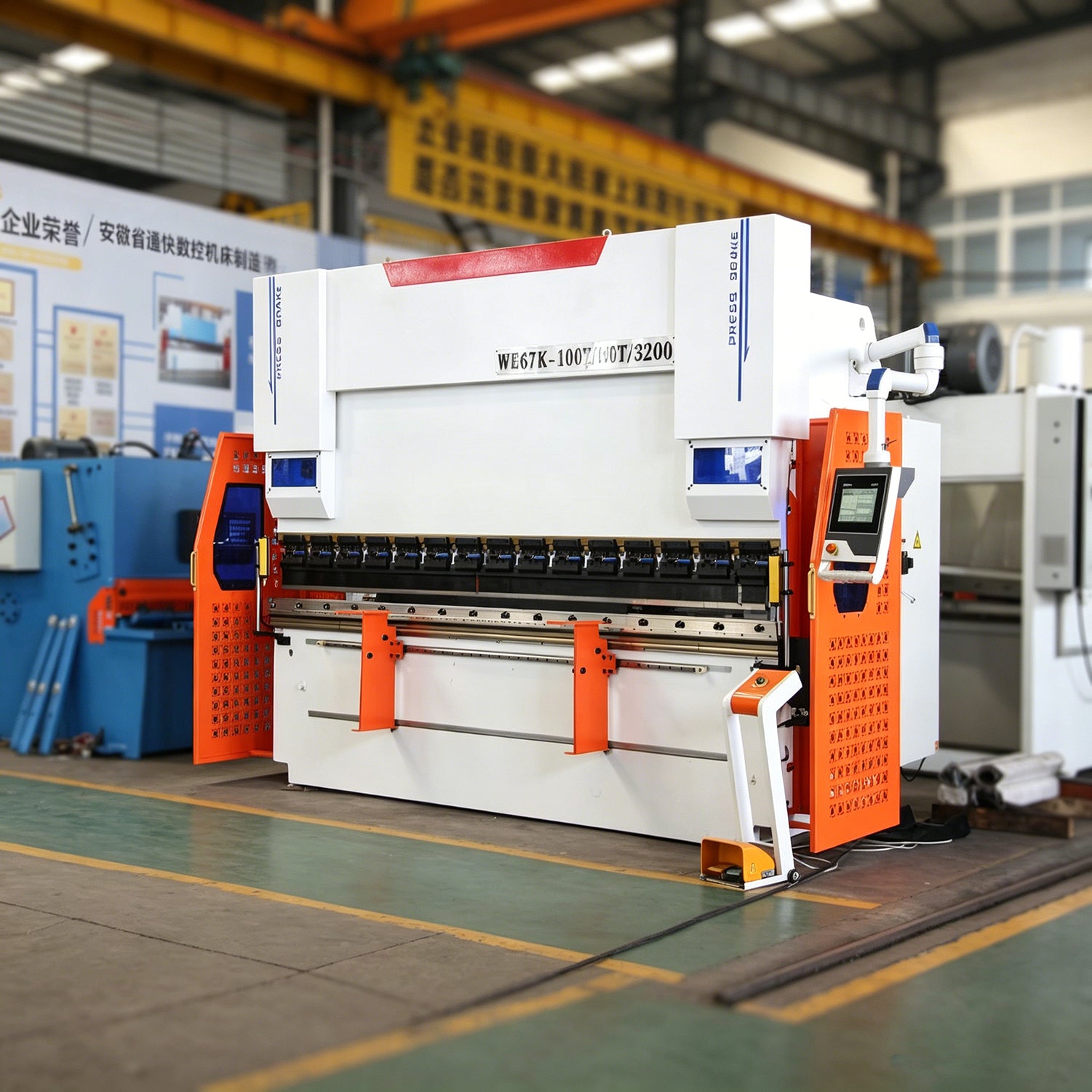 High-Precision CNC Press Brake – 63T to 250T Hydraulic Bending Machine